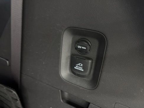 Used 2025 Kia Carnival SX Prestige FWD image 7