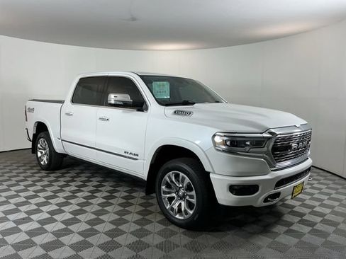 Used 2022 RAM 1500 Limited AWD/4WD image 3