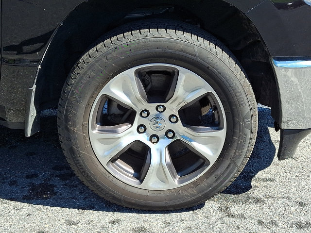 Used 2023 RAM 1500 Laramie AWD/4WD image 12