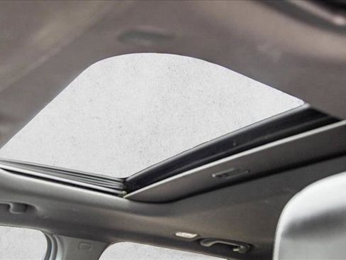 Used 2023 Jeep Grand Cherokee Altitude image 20