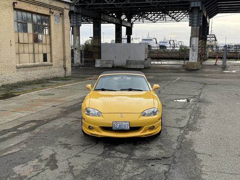 Used 2002 MAZDA MX-5 Miata SE image 19