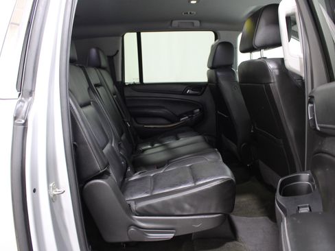 Used 2018 Chevrolet Suburban LT AWD/4WD image 25