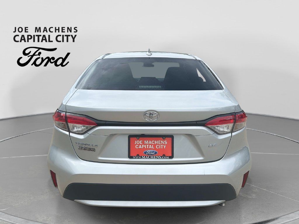 Used 2022 Toyota Corolla LE FWD image 6