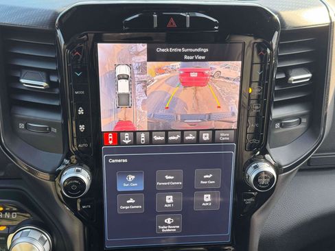 Used 2024 RAM 2500 Rebel w/ Towing Technology Group image 19