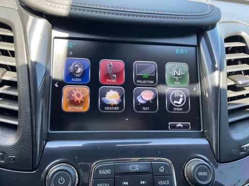 Used 2017 Chevrolet Impala Premier w/ Enhanced Convenience Package FWD image 10