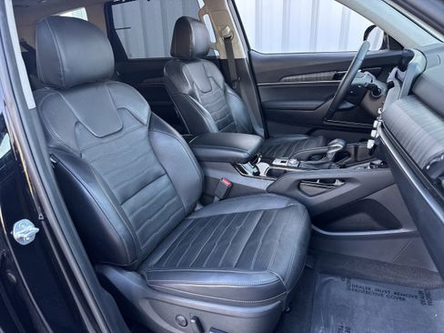 Used 2024 Kia Telluride SX Prestige w/ Towing Package AWD/4WD image 20