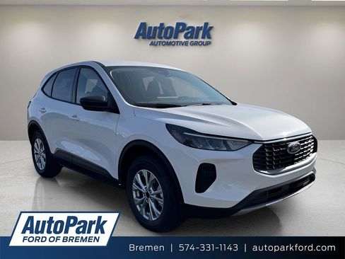 New 2025 Ford Escape Active w/ Active Premium Tech Pack AWD/4WD image 1