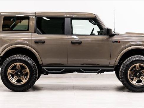 Used 2025 Ford Bronco 4-Door AWD/4WD image 8