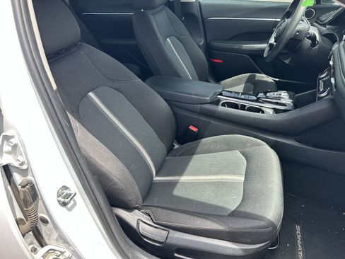 Used 2020 Hyundai Sonata SEL w/ Cargo Package FWD image 11