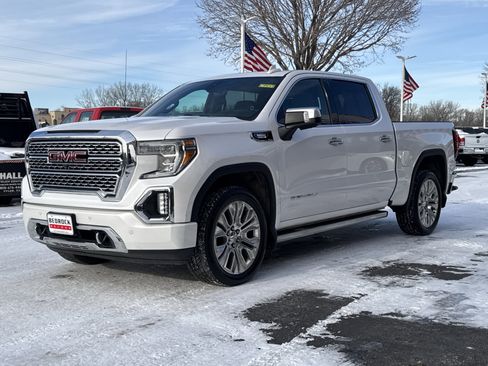 Used 2020 GMC Sierra 1500 Denali w/ Denali Ultimate Package image 3
