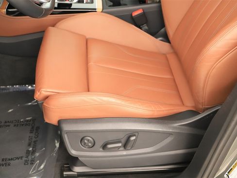 Certified 2023 Audi Q5 e Premium Plus w/ Premium Plus Package image 24