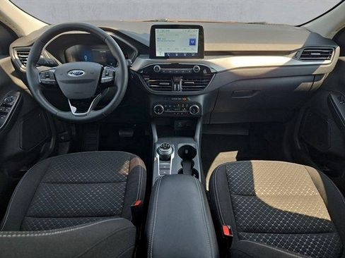 Certified 2023 Ford Escape Active AWD/4WD image 9