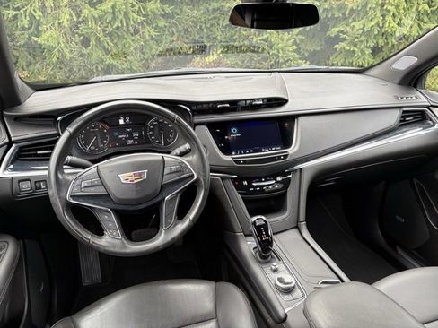 Certified 2024 Cadillac XT5 Premium Luxury w/ LPO, Floor Liner Package image 30