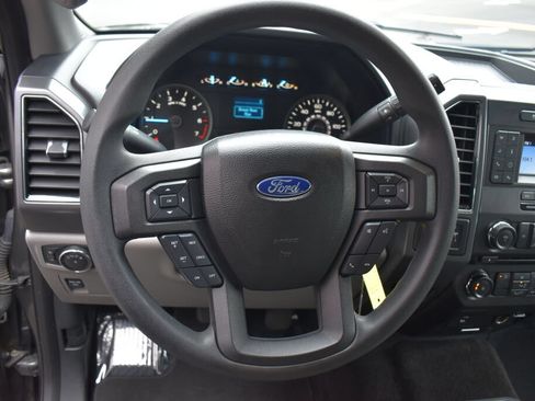 Used 2018 Ford F150 XLT AWD/4WD image 9