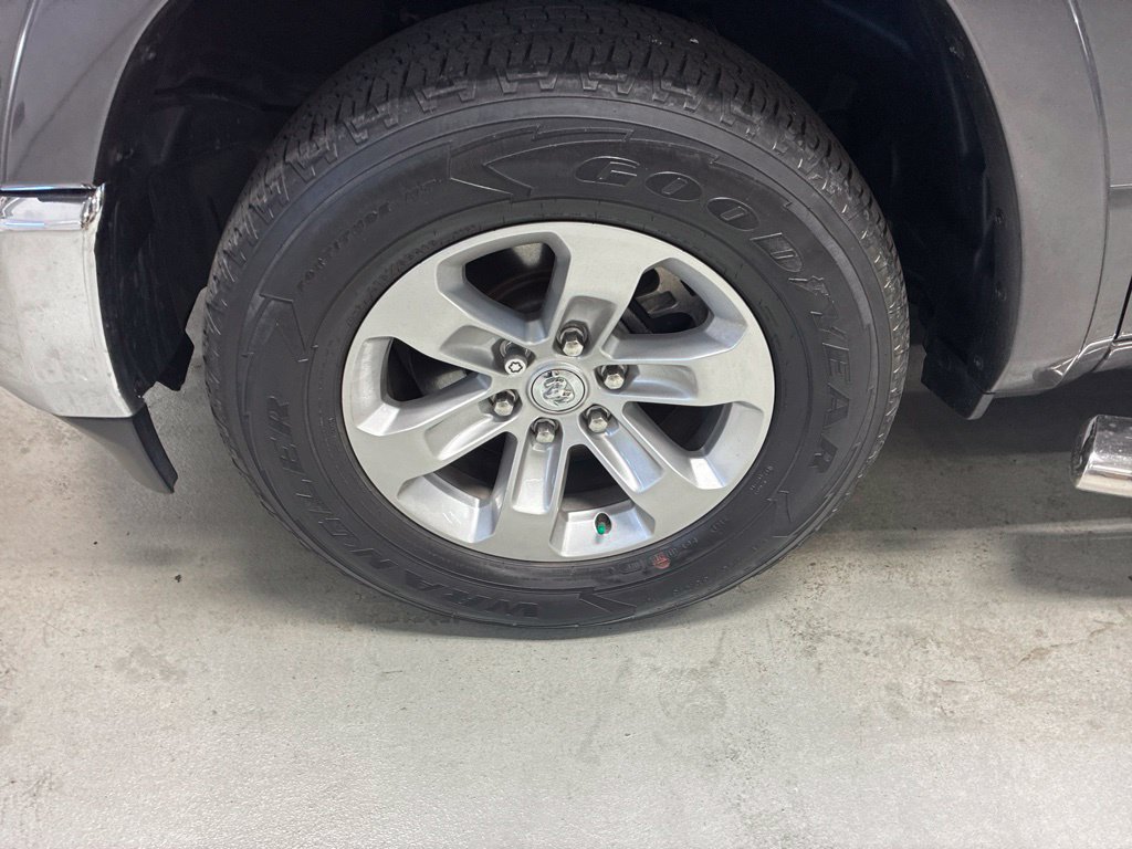 Used 2021 RAM 1500 Laramie AWD/4WD image 32