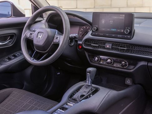 Used 2024 Honda HR-V LX image 26