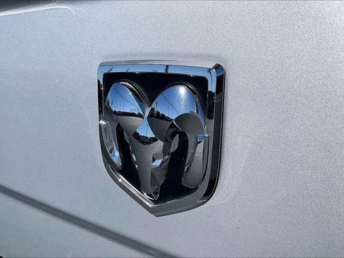 Used 2015 RAM 1500 Express AWD/4WD image 30