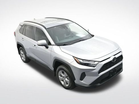 Used 2025 Toyota RAV4 XLE w/ Convenience Package FWD image 23