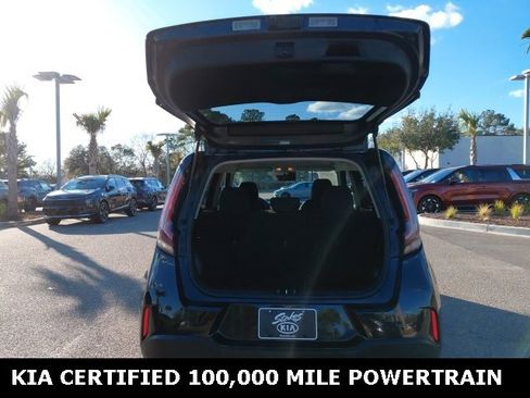 Certified 2025 Kia Soul LX image 25