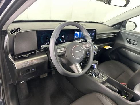 Used 2026 Hyundai Kona SE AWD/4WD image 32