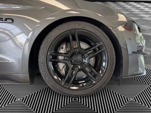 Used 2018 Ford Mustang GT Premium w/ Black Accent Package RWD image 10