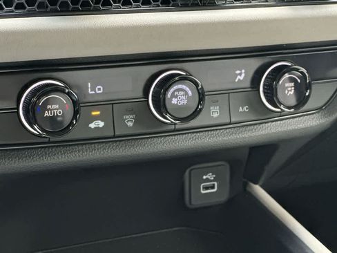 Used 2024 Honda HR-V LX image 20
