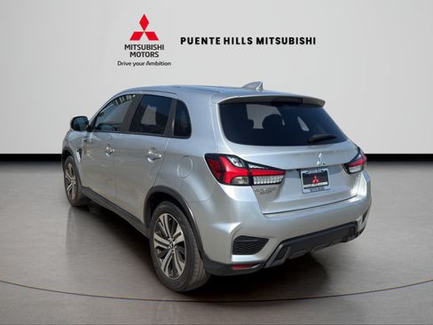 Used 2022 Mitsubishi Outlander Sport SE FWD image 7