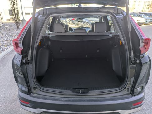 Used 2022 Honda CR-V Touring image 32