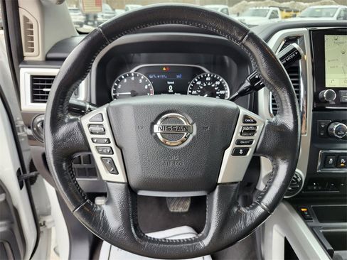 Used 2021 Nissan Titan SV w/ SV Convenience Package image 28