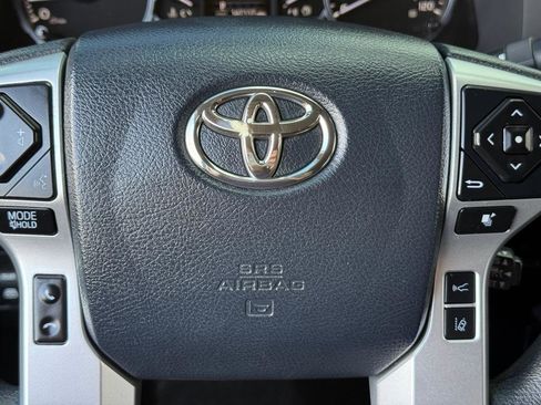 Used 2018 Toyota Tundra SR5 w/ SR5 Upgrade Package image 17