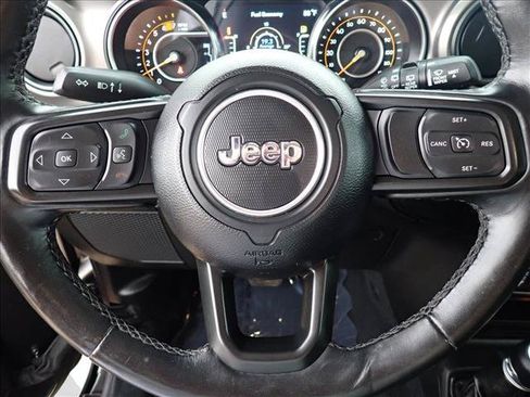 Used 2022 Jeep Wrangler Sport AWD/4WD image 13