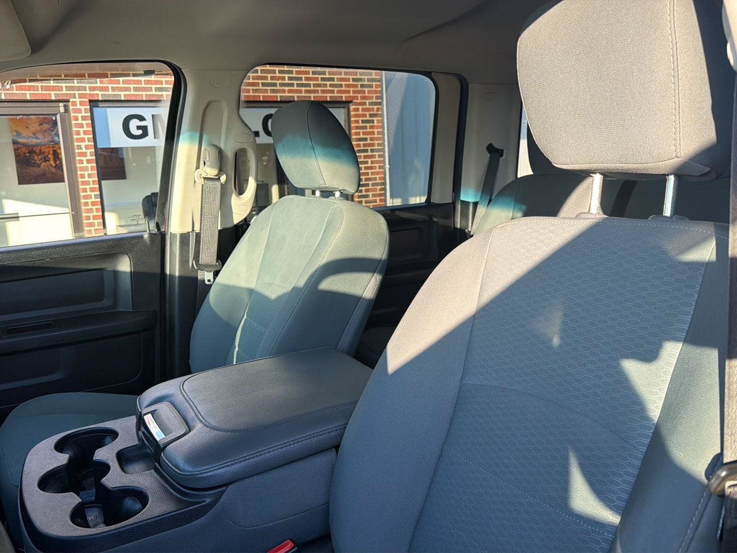 Used 2018 RAM 2500 Tradesman w/ Chrome Appearance Group AWD/4WD image 5