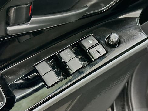 Used 2024 Toyota bZ4X XLE w/ Weather Package image 15