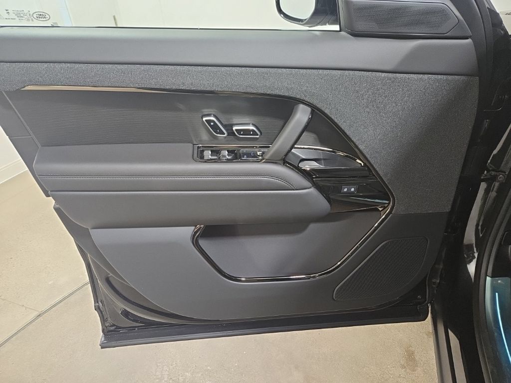 New 2026 Land Rover Range Rover Sport Dynamic SE AWD/4WD image 20