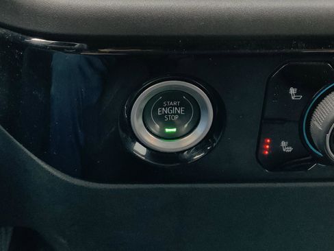 Used 2024 Chevrolet Silverado 1500 RST image 30