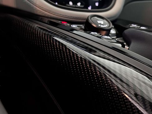 Used 2024 Aston Martin DBX 707 image 25