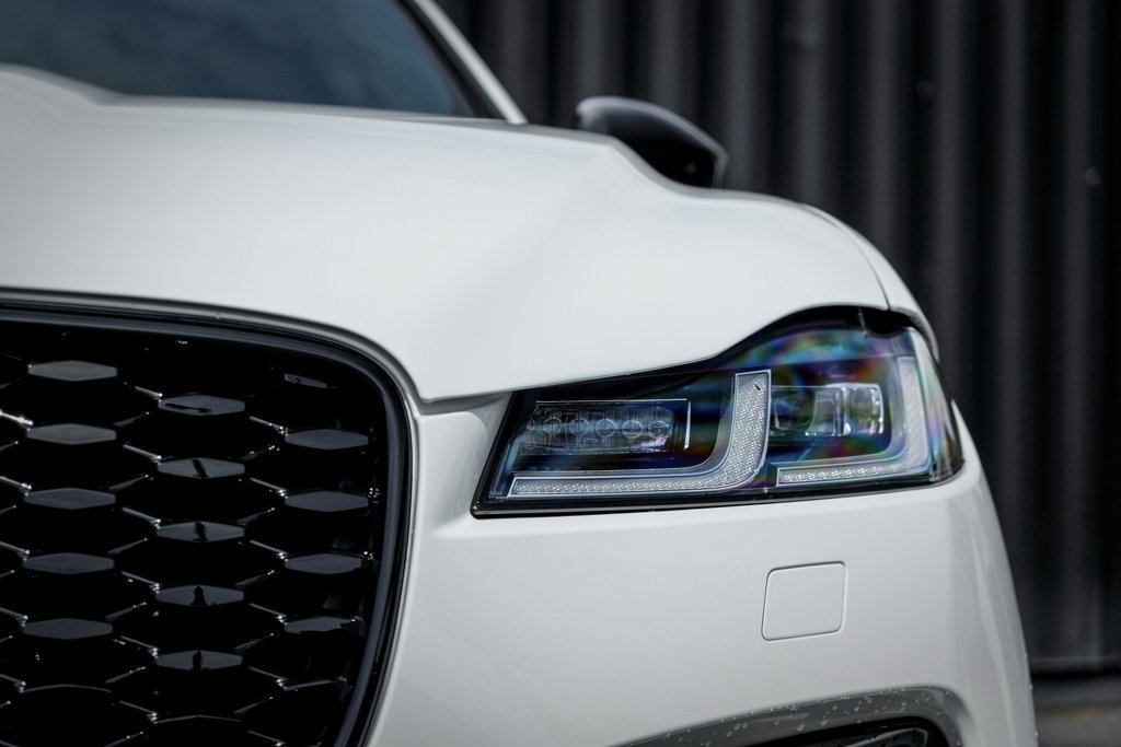 New 2026 Jaguar F-PACE R-Dynamic S AWD/4WD image 6