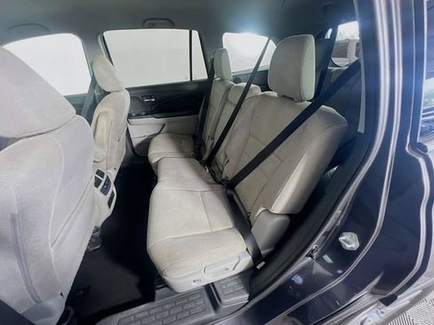 Used 2021 Honda Pilot EX image 27