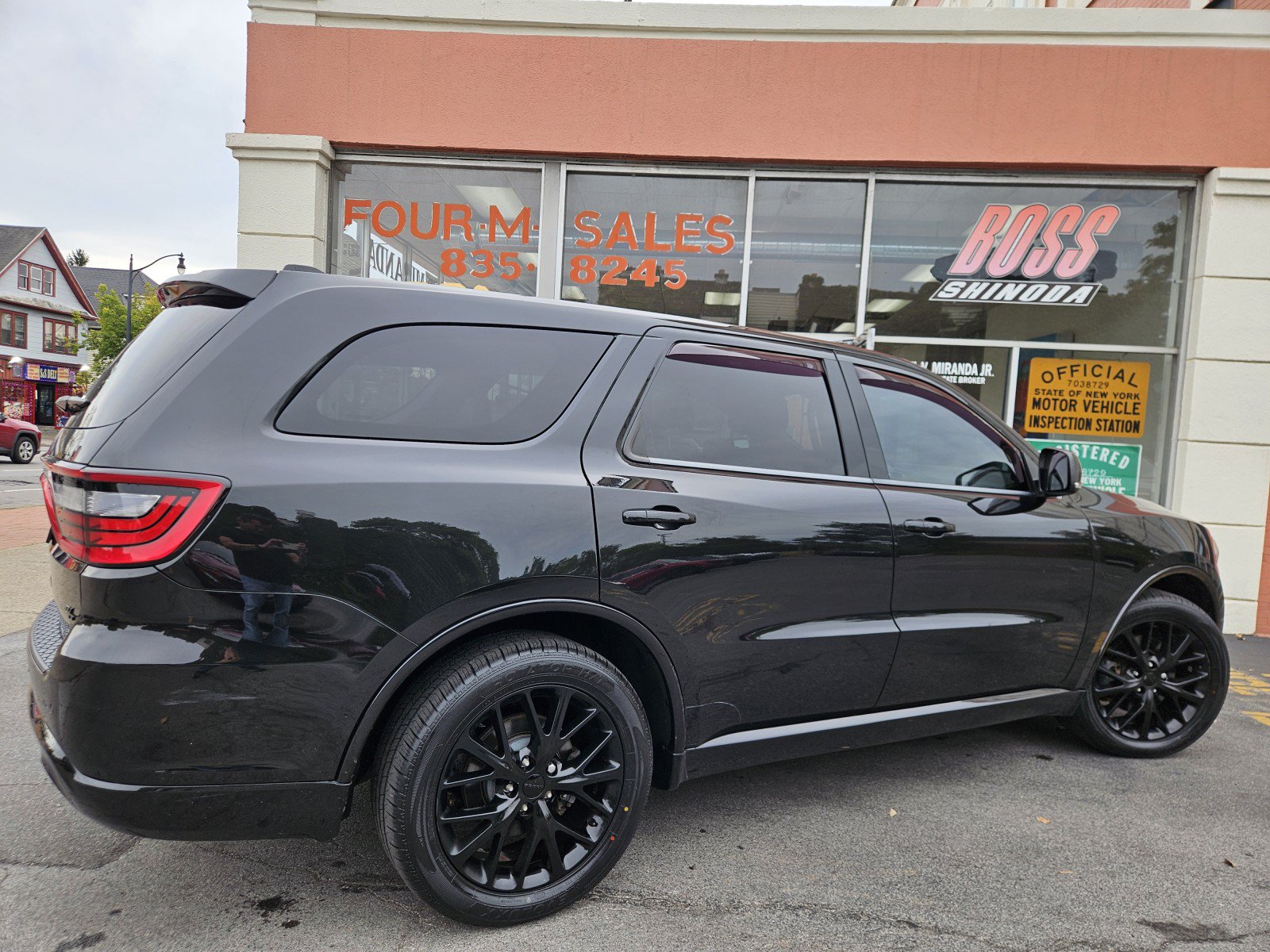 Used 2016 Dodge Durango R/T w/ Blacktop Package AWD/4WD image 14