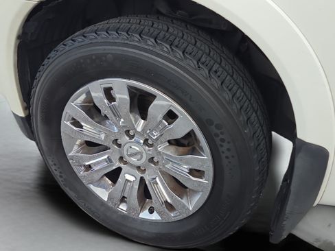 Used 2015 Nissan Armada Platinum w/ 2nd Row Captain Seat Package RWD image 31