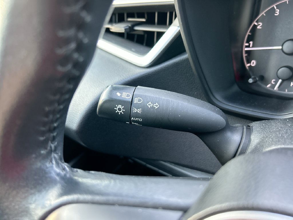 Used 2023 Toyota Corolla SE FWD image 20