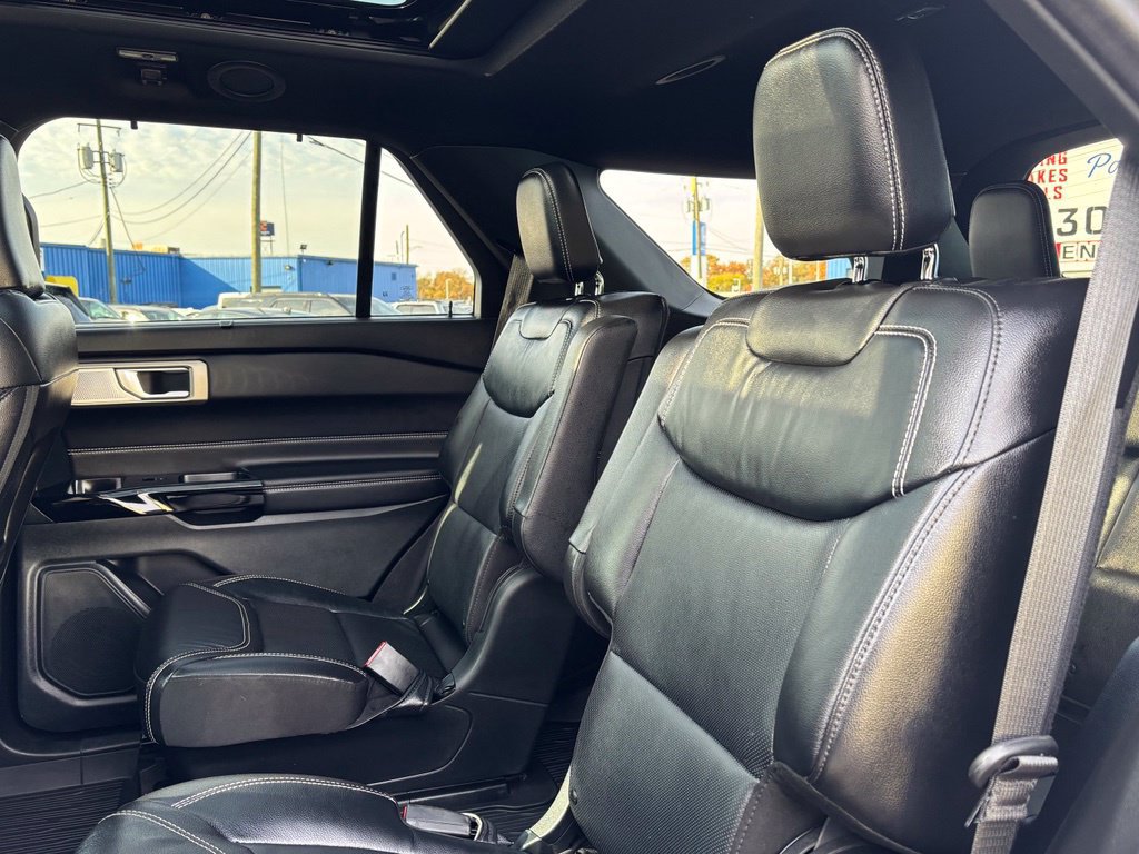 Used 2024 Ford Explorer ST w/ Technology Package AWD/4WD image 21