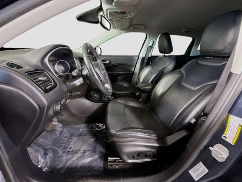 Used 2017 Jeep Compass Limited image 22