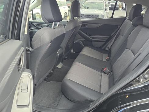 Used 2023 Subaru Crosstrek 2.0i image 10