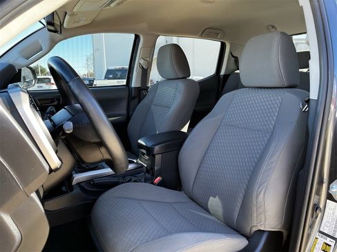 Used 2023 Toyota Tacoma SR5 image 22