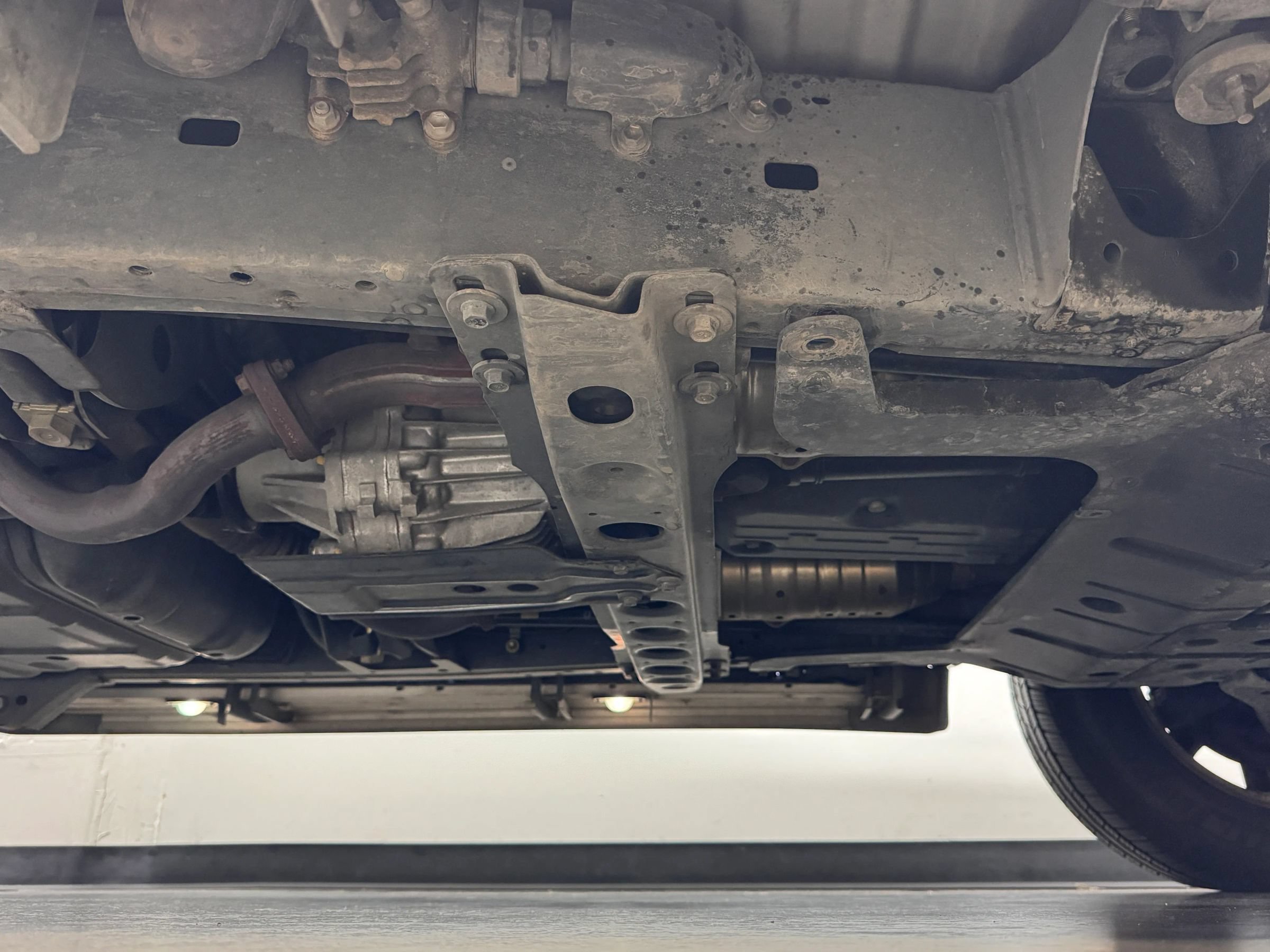 Used 2004 Lexus LX 470 4WD image 26