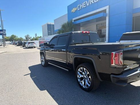 Used 2018 GMC Sierra 1500 Denali w/ Denali Ultimate Package AWD/4WD image 7