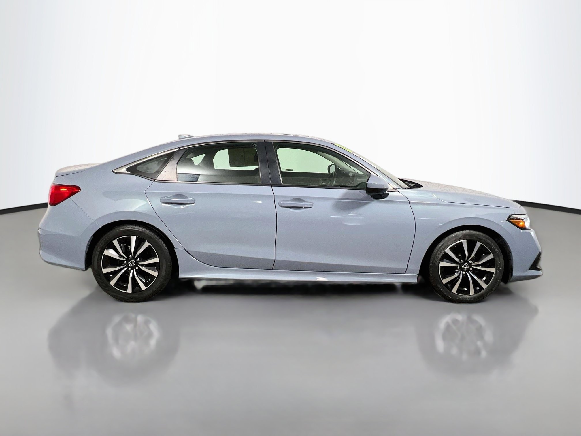 Used 2023 Honda Civic EX image 3