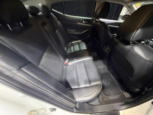 Used 2017 Nissan Maxima 3.5 SV image 18