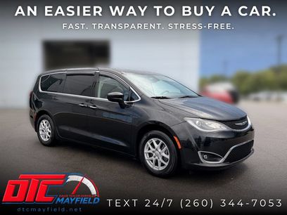 Used 2020 Chrysler Pacifica Touring w/ Cold Weather Group